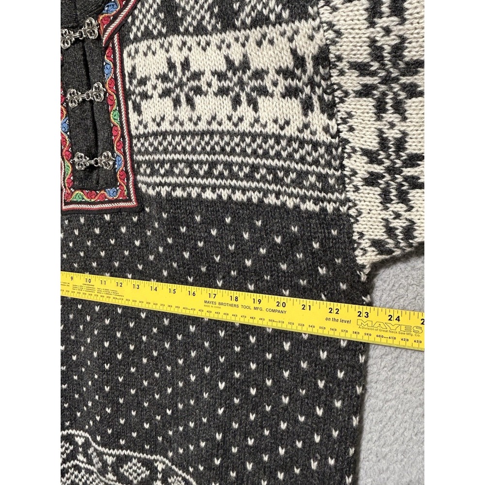 Vintage Norwegian Sweater Specially Made For Norway Handmade Wool Knit Size M - Picture 4 of 11